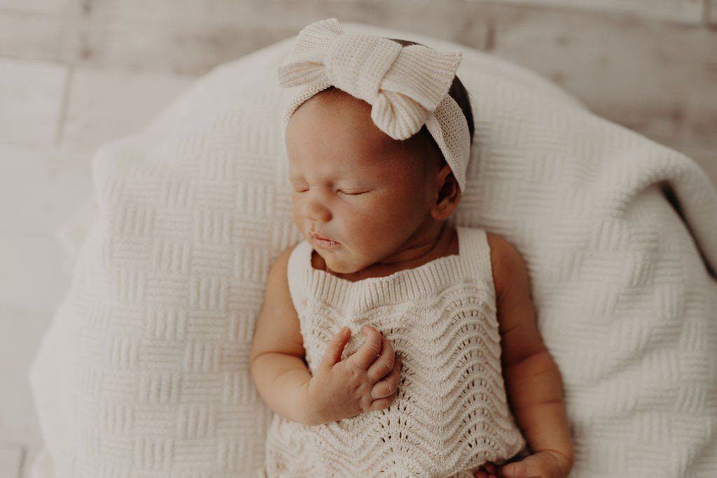 3LC Textured Knit Topknot - Oat
