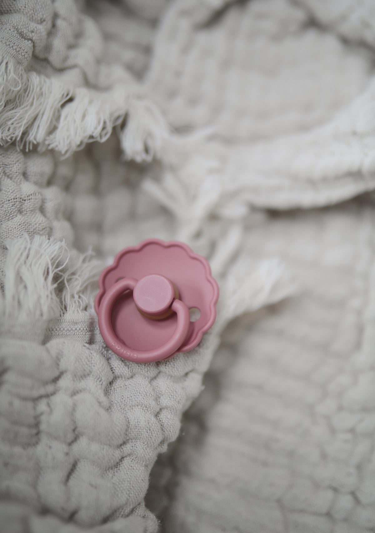 Daisy Pacifier | Powder Blush