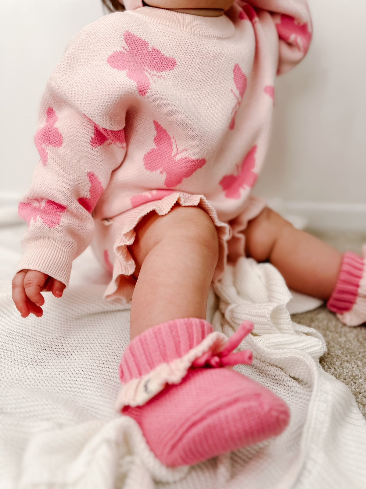 Knit Frill Tie Booties - Prima