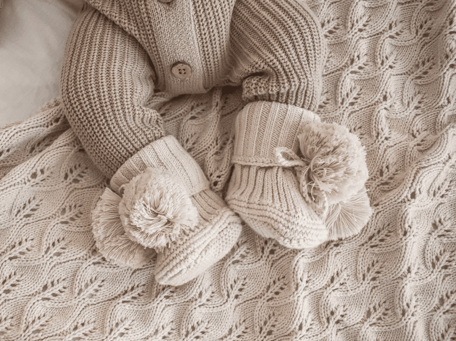 Knit Pom Booties - Honey Milk