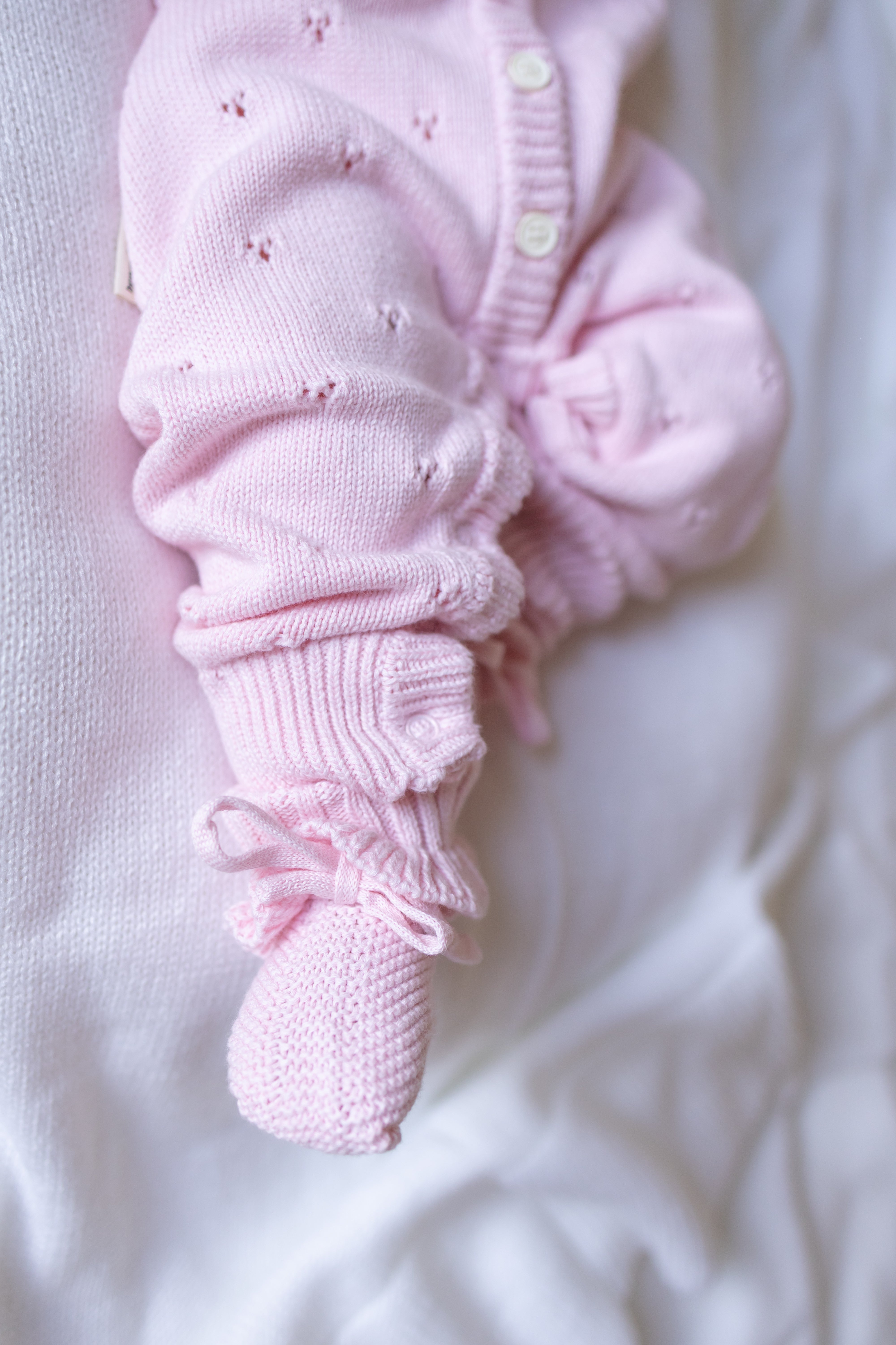Knit Frill Tie Booties - Flutter Pink & White
