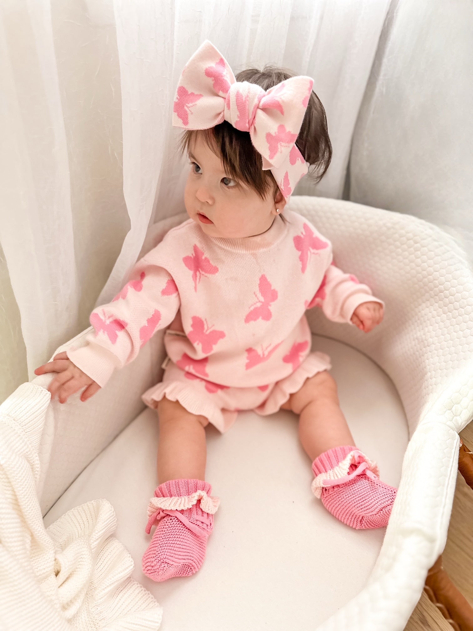 Knit Frill Tie Booties - Flutter Pink & White